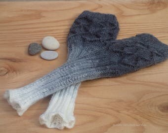 Lace Knit Fingerless Mittens/Arm Warmers in Gray