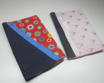 Immunization booklet health cover protege carnet vaccination de santé limited edition vinyle gold pink