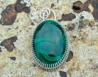 Little Hen Khiva Necklace with Amazonite and Malachite Stones N37MAC