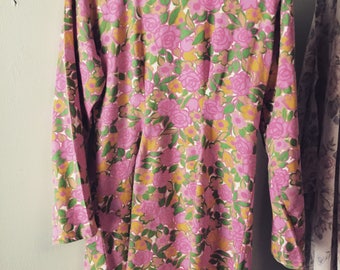 SUMMER SALE 1960s retro psychedelic flower print spring summer dress size small medium boho hippie