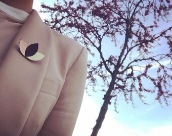 PIN Flowers (gold/bordeaux)