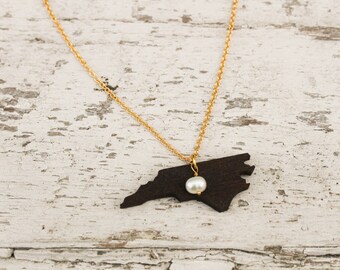 North Carolina, North Carolina State Necklace, Wooden State Necklace, North Carolina Jewelry, Personalized Gift, Going Away Gift