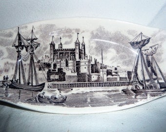 Small Porcelain Plate Palissy Pottery England Thames River Scenes Tower Of London