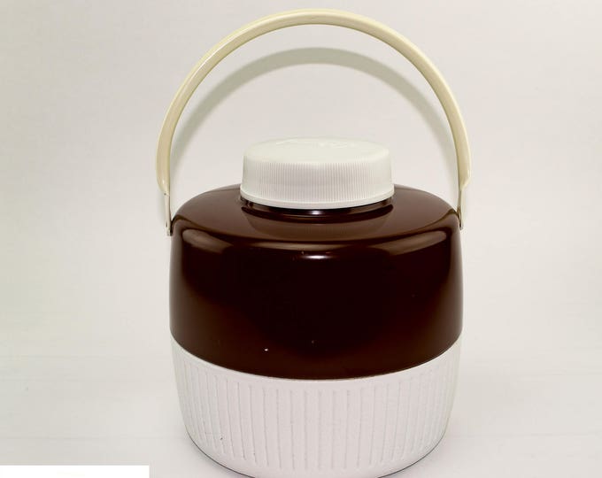 Vintage Coleman Snow Lite 1 Gallon Thermal Water Cooler Jug