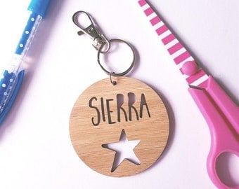 Bag Tag / Keyring Wood Bamboo Personalised Custom with Star-school-kinder-round-keys
