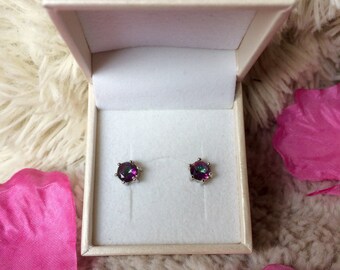 thumbnail image 2 of Handmade Rainbow Blue Topaz & Mystic Topaz Gemstone Silver Plated Pendant Earring Set (2 Pcs) 2 of 5