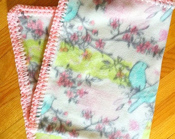 Fleece and Crochet Baby Blanket, Baby Shower, Baby gift, Baby blanket, Fleece Blanket, Fleece with crochet trim blanket, Tummy time,Handmade