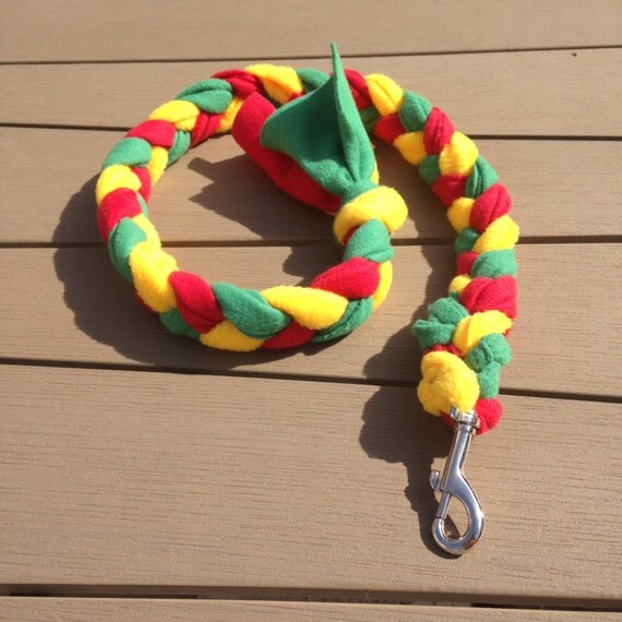 Fleece dog tug leash / toy / agility / flyball
