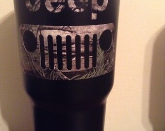 Camo vinyl decals! Great for yeti, cars, anything! MINIMUM 10 DOLLAR ORDER!
