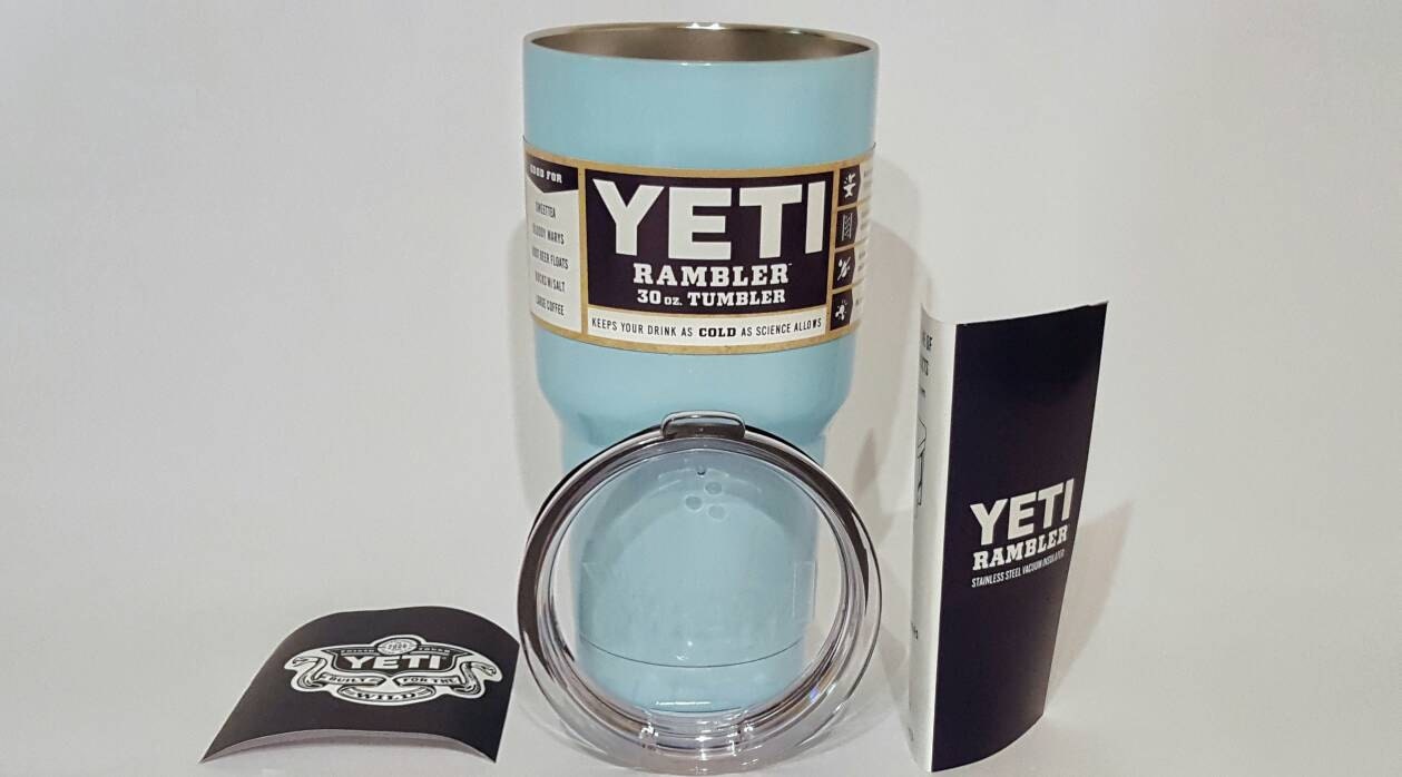 YETI Authentic LIGHT BLUE 30 oz Rambler Tumbler Cup Mug