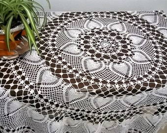Round crochet tablecloth