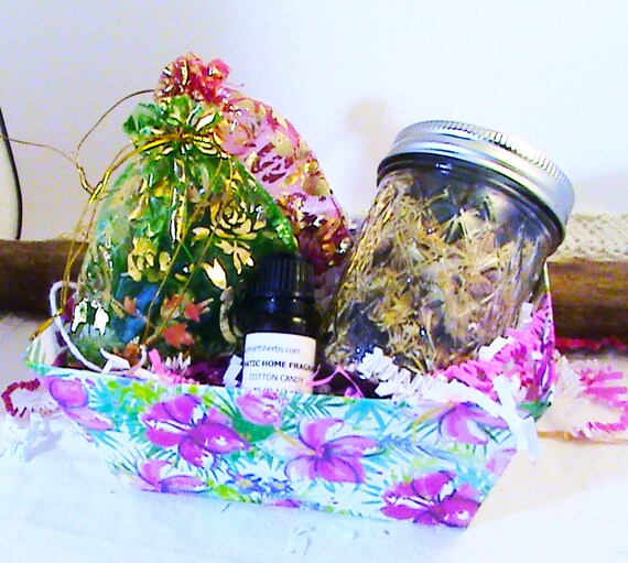 Fragrance Oil & Potpourri Gift Set w/ 2 Sachets diffuser oil