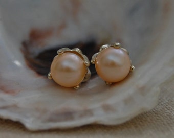 Lenae - Light Shimmering Blush color freshwater pearl stud earrings, wedding earrings, post earrings, gift idea, pearl jewelry, woman, teen