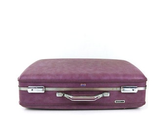 Morado de American Tourister maleta / vendimia equipaje o rosa forro