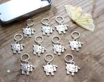 Tin with 10 Snag Free Sheep Ring knitting Stitch Markers, Snagless Sheep Knitting Stitch Markers, Gift for Knitters, Knitting Notions