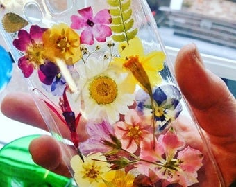 Pressed Wild Flower phone cases made to order. Smartphone Iphone Samsung mobile phone device