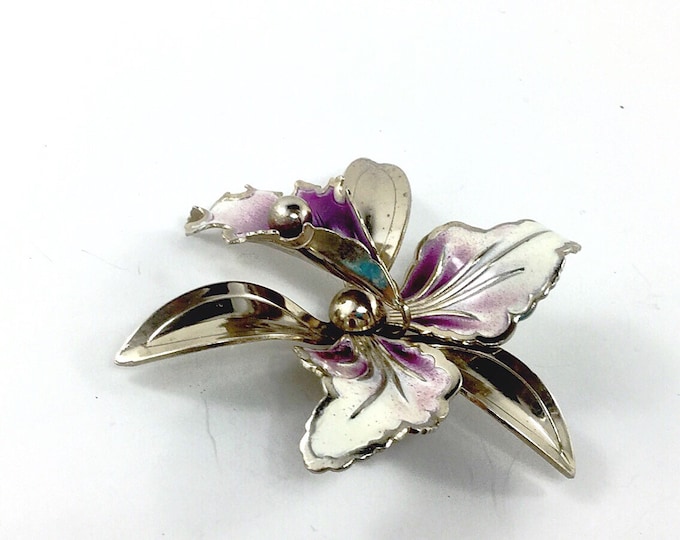 Sweet Large Vintage enamel purple orchid brooch. 1940s brooch flower. Purple lilly. Vintage purple flower brooch.