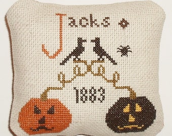 Completed Cross Stitch Primitive Halloween Jacks Pinkeep Tuck