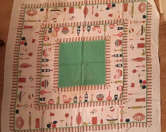 1950's linen Tablecloth