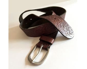 1970s Embossed Distressed Leather Belt, Vintage Brown Leather Belt, Large Buckle, Distressed Tooled Leather Belt, 1.5" Wide, 40.5" Length