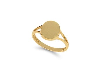 14k solid gold oval signet ring. women's signet ring. engravable ring.
