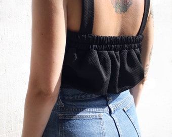 Black Sweetheart Neckline Crop Top Size SMALL/MEDIUM