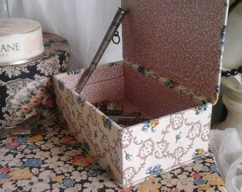 Vintage French Fabric Covered Box...Shabby Chic...Jewelry Storage...French Boudoir...Brocante...Paris Apartment...French Storage Box...