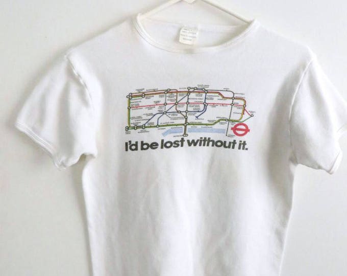 London Underground T-Shirt 1980s Women's London Subway Souvenir T-Shirt White Tee Size Medium
