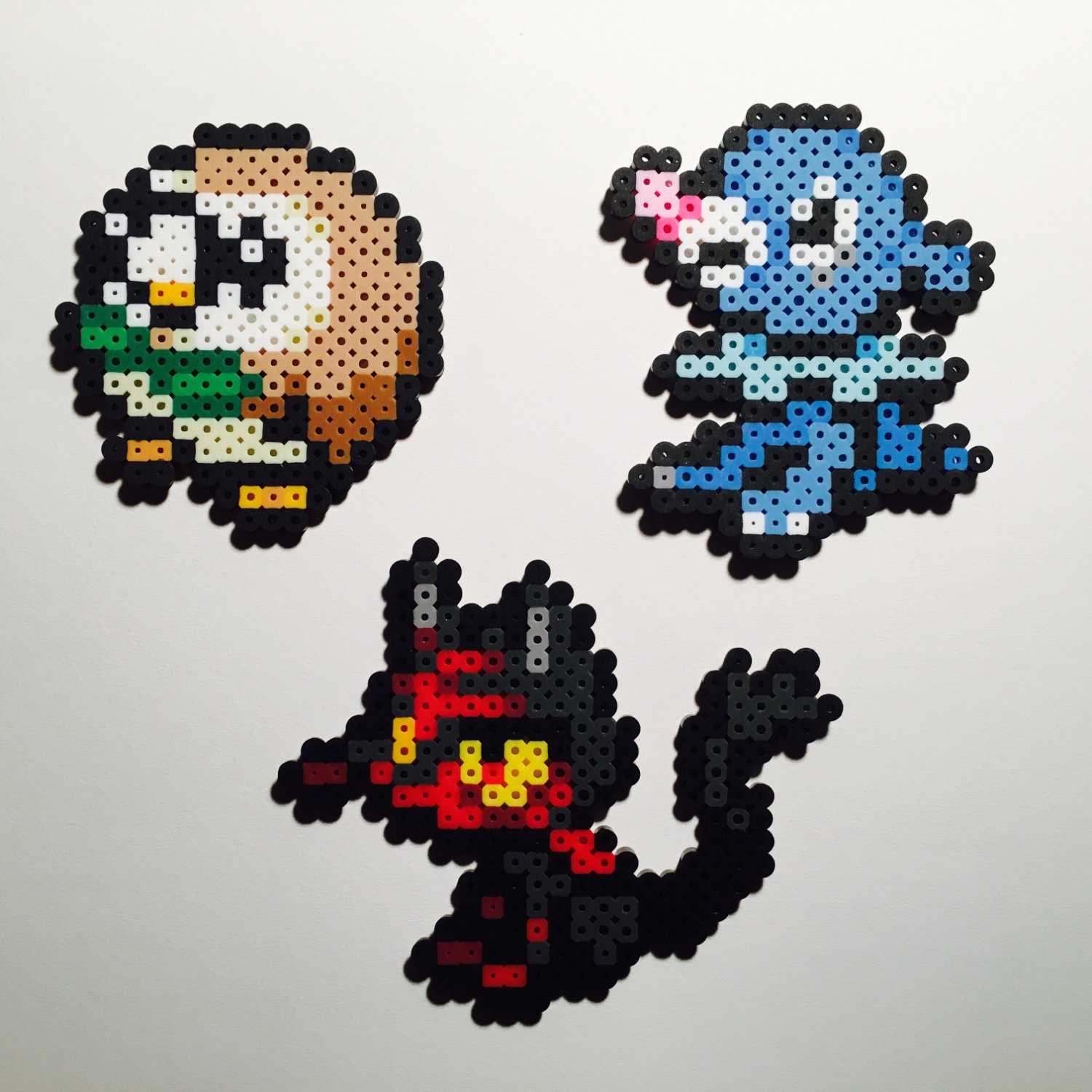 G pixel. Pixel Art Rowlet.