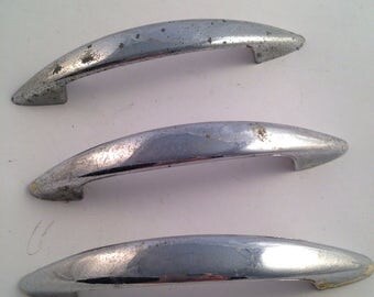 Chrome Drawer Pulls Shabby Midcentury Modern Atomic Kitchen Silver Silvertone Drawer Bin Pull Metal Chrome Kitchen Cabinet Handle