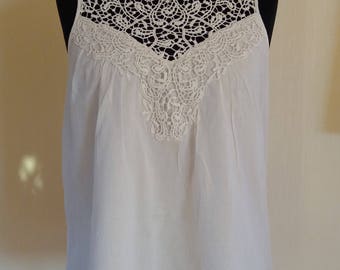 Vintage White Cotton Short Sleeve Embroidered Everyday Summer Festival Top Blouse Medium/Large Size