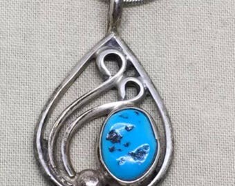 Beautiful native American turquoise necklace
