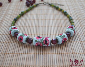 Flower necklace Red poppy Nature jewelry Poppy necklace Fabric jewelry Bead embroidered gift for mom Glass necklace birthday gift for wife
