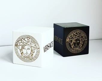Wooden weights for balloons with Versace logo and Medusa Gold