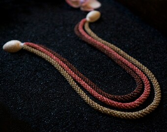 MUSEUM QUALITY 100% Niihau Shell 3 Strand PoePoe Lei 23" // Item #340