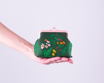 Green Floral Coin Purse, Change Purse, Kiss Lock Purse, Pink Metal Frame Purse, Cute Purse, Money Purse, Mini Clutch, Gift for Her