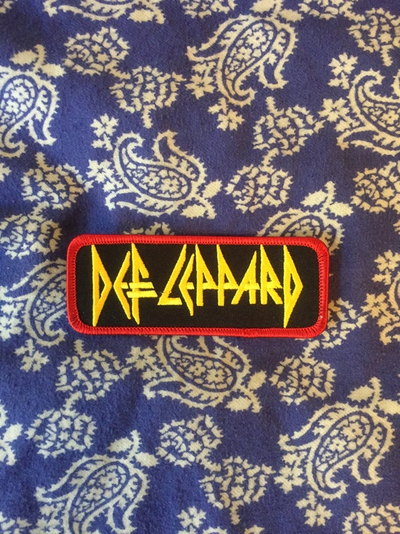 Def Leppard embroidered patch aprox. 4.25 x 1.5