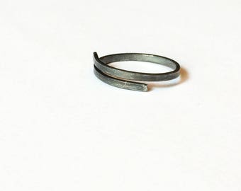 Minimal Iron Ring, Simple Black Ring, Handmade Adjustable Ring, Plain Dark Grey Ring, Metal Rustic Ring, Raw Wire Ring, Unisex Women Men