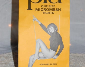 Ladies vintage 1950s 60s PIA micromesh nylon tights dark tanned look one size pantyhose