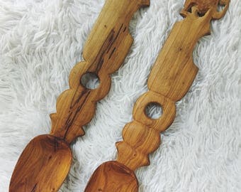 wooden spoons / salad spoons / wooden elephant / carved spoon / vintage elephant