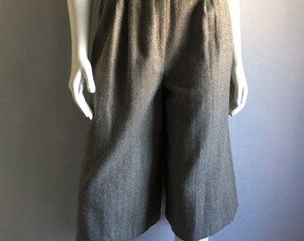 Vintage Women's 70's Wool Culottes, Tan, Gaucho Pants (S)