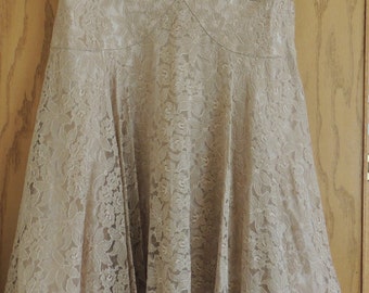 1940s to 50s Lace PARTY Dress size Medium