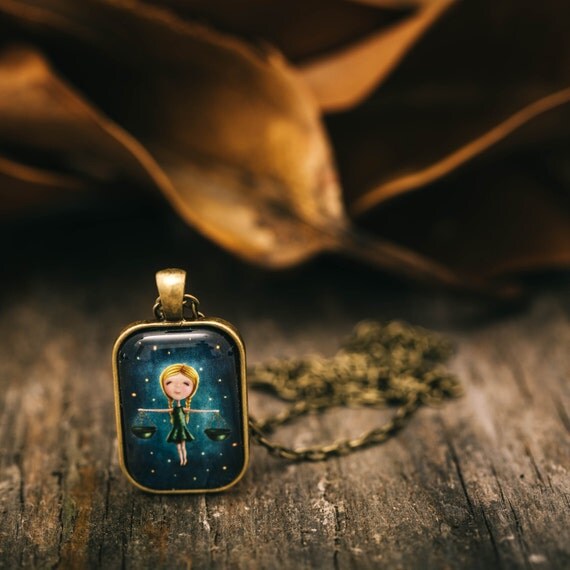 FREE WORLDWIDE SHIPPING - Astrology StarSign Libra Star Sign Necklace - Bronze - Girl - Quirky - Unique