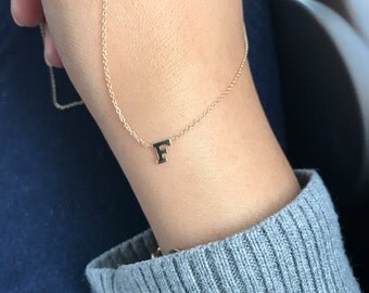 Simple gold Initial Necklace / 14k gold Letter Necklace/ alphabet necklace / layering necklace