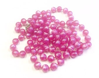Vintage, pink, plastic, pearlised, moonglow, bead necklace.