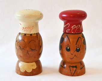 Vintage Salt And Pepper Shakers, 1960's Woodpecker Woodware