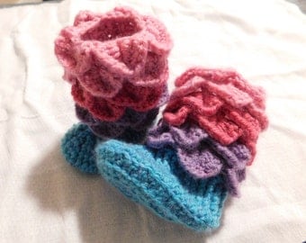 Berry Crocodile Stitch Baby Booties
