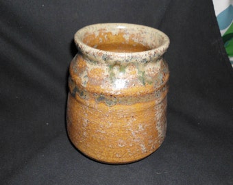 Handmade Pottery Vase Vessel 6" H 4" D across the top Made in 1978 Heavy Glazed
