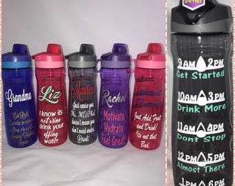 Water bottle, 32 oz. bottle! Add your own saying /Personalized Water Bottles with water tracker. Track your water intake