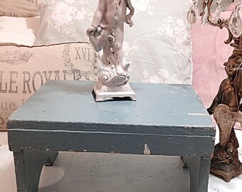 Fabulous Vintage Shabby Chic Farmhouse Chippy Teal Blue Wooden Step Stool